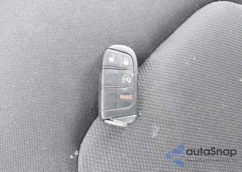 2018 Jeep Renegade Sport Fwd from USA, damaged, VIN ZACCJAAB0JPG85063